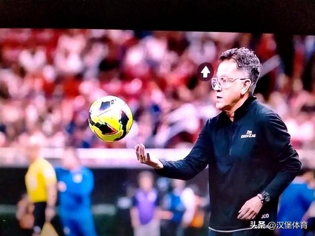 爱游戏电竞-鲁能男足