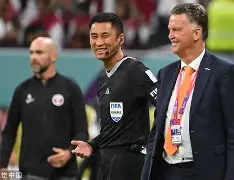 爱游戏电竞-美女特效拍摄模特采访